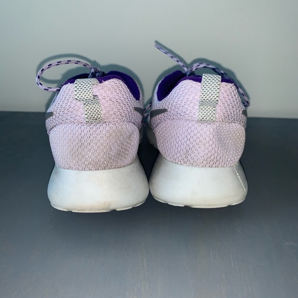 Custom-Colored Nike Free Runs - Light Purple - Picture 3 of 4